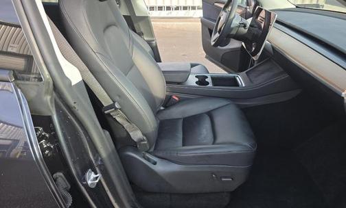 2024 Tesla Model Y Long Range Dual Motor All-Wheel Drive