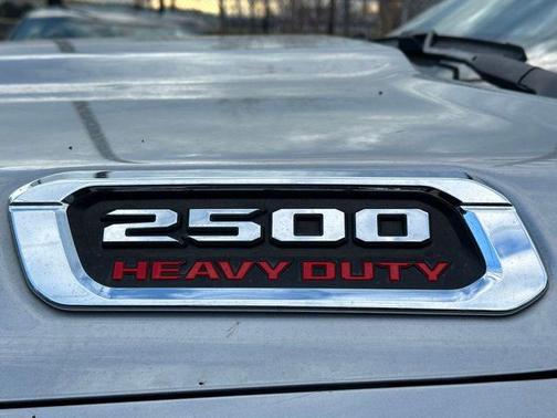 Billet Silver Metallic Clearcoat 2022 RAM 2500 Tradesman Crew Cab 4x4 6'4' Box