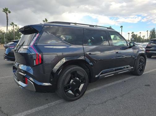 2024 Kia EV9 GT-Line