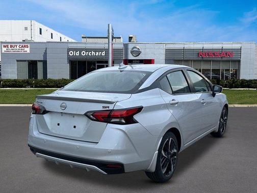 Brilliant Silver Metallic 2025 Nissan Versa 1.6 S