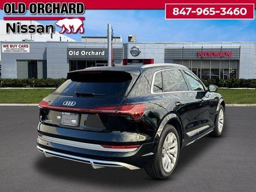 Brilliant Black 2022 Audi e-tron S Premium Plus