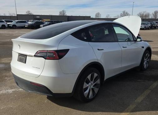 2023 Tesla Model Y Long Range Dual Motor All-Wheel Drive