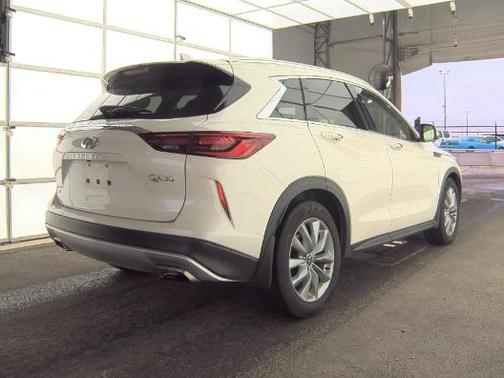 2022 INFINITI QX50 ESSENTIAL AWD