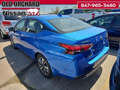 2022 Nissan Versa 1.6 SV