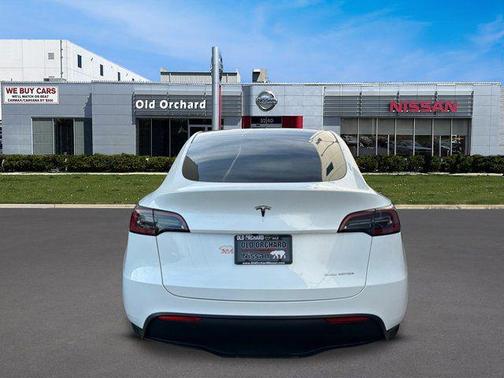 2024 Tesla Model Y Long Range Dual Motor All-Wheel Drive