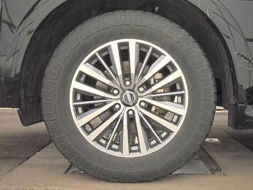 2022 Nissan Armada SL 4WD