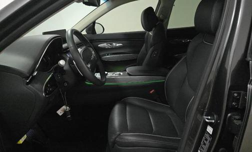 2024 Genesis GV70 2.5T AWD