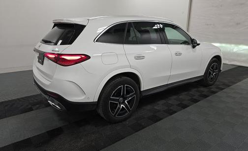 2025 Mercedes-Benz GLC 300 4MATIC