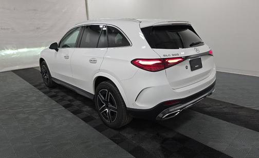 2025 Mercedes-Benz GLC 300 4MATIC