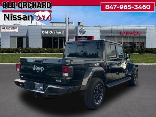 Black Clearcoat 2021 Jeep Gladiator Overland