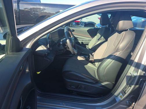 Fluid Metal 2024 Hyundai ELANTRA N Line