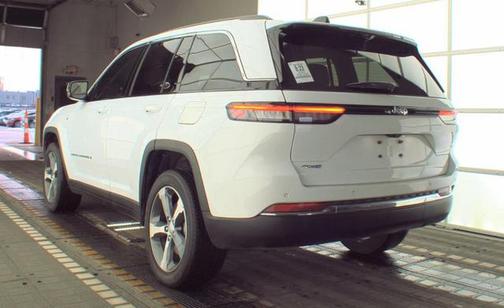 2022 Jeep Grand Cherokee 4xe Base