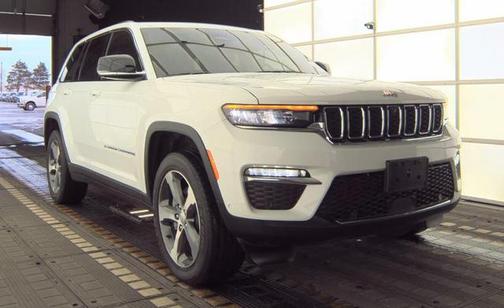 2022 Jeep Grand Cherokee 4xe Base