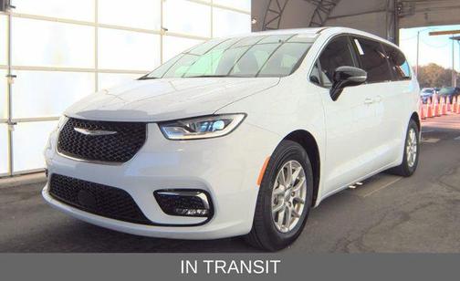 2024 Chrysler Pacifica Touring