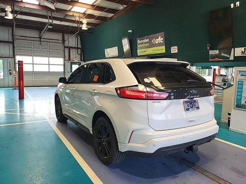 2022 Ford Edge ST Line