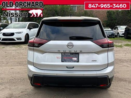 Brilliant Silver Metallic 2025 Nissan Rogue S