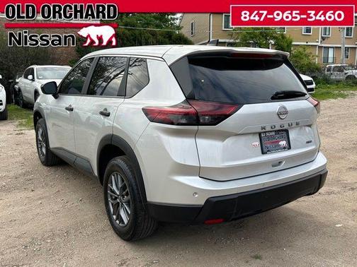Brilliant Silver Metallic 2025 Nissan Rogue S