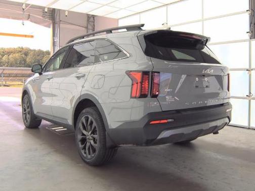 2022 Kia Sorento EX
