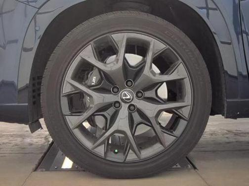 2024 Lexus TX 500h F SPORT Premium