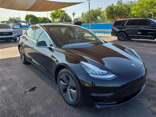 2020 Tesla Model 3 Long Range