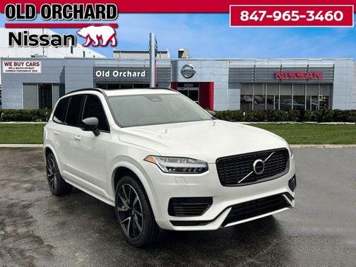 2023 Volvo XC90 Recharge Plug-In Hybrid T8 Plus Dark Theme 7-Seater