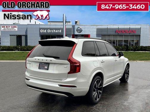 2023 Volvo XC90 Recharge Plug-In Hybrid T8 Plus Dark Theme 7-Seater