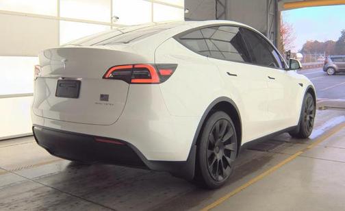 2023 Tesla Model Y Long Range Dual Motor All-Wheel Drive