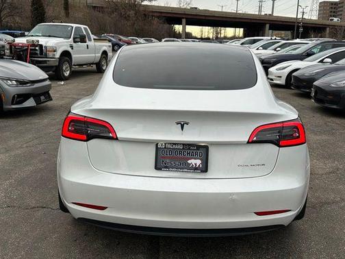 2022 Tesla Model 3 Long Range