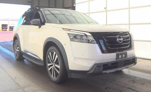 2023 Nissan Pathfinder Platinum 4WD