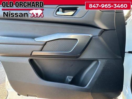 2023 Nissan Pathfinder SL 4WD