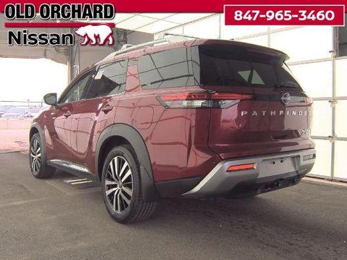 2023 Nissan Pathfinder Platinum 4WD