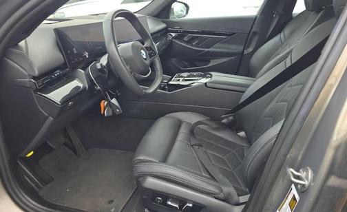 Gray Metallic 2024 BMW 530 xDrive