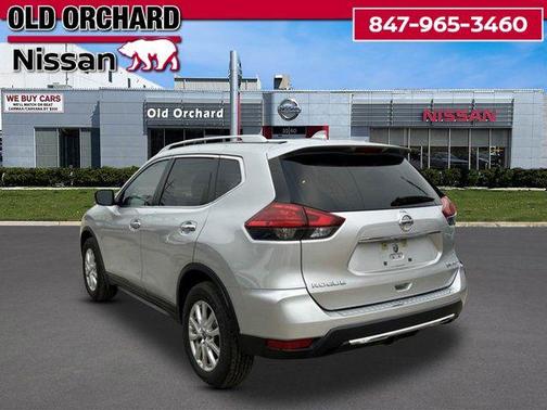 2017 Nissan Rogue SV