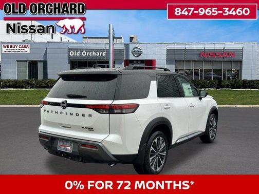 Everest White Pearl/Black 2026 Nissan Pathfinder Platinum
