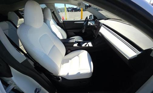 2024 Tesla Model Y Long Range Dual Motor All-Wheel Drive