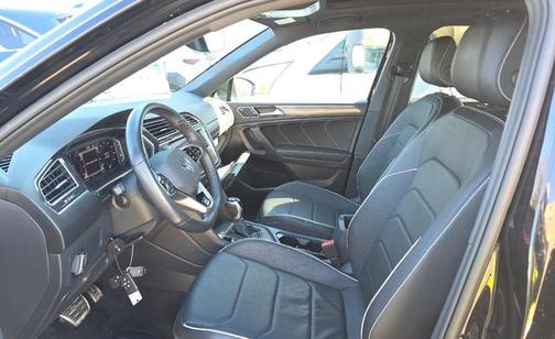 2022 Volkswagen Tiguan 2.0T SEL R-Line 4MOTION