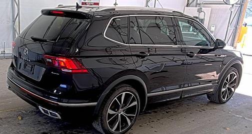2022 Volkswagen Tiguan 2.0T SEL R-Line 4MOTION