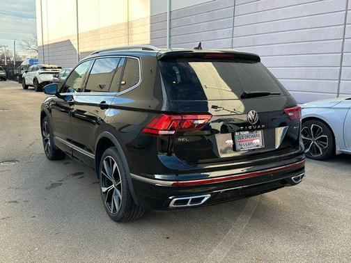 2022 Volkswagen Tiguan 2.0T SEL R-Line 4MOTION