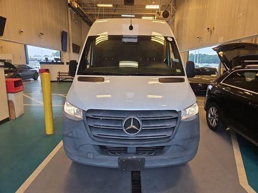 2020 Mercedes-Benz Sprinter 2500 Standard Roof