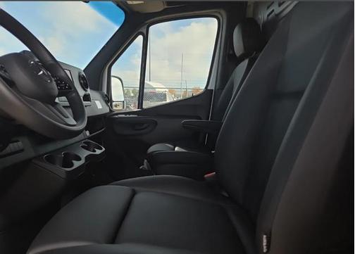 2024 Mercedes-Benz Sprinter 2500 High Roof