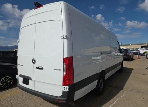 2024 Mercedes-Benz Sprinter 2500 High Roof