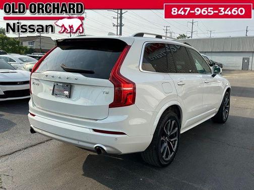 2019 Volvo XC90 T5 Momentum
