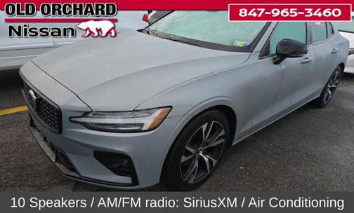 2024 Volvo S60 B5 Core Dark Theme