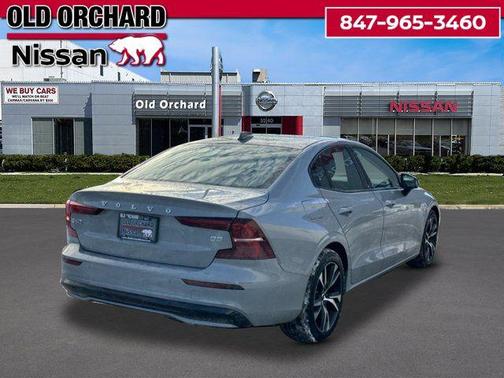 2024 Volvo S60 B5 Core Dark Theme