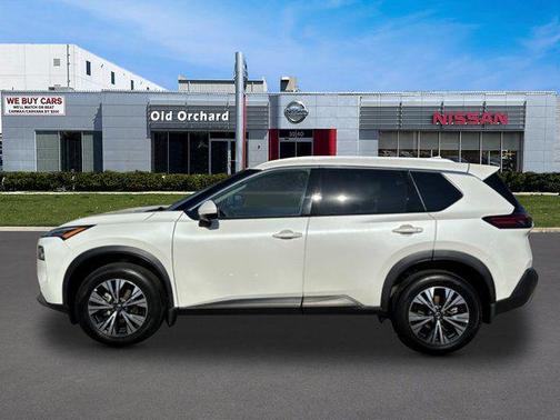 Pearl White Tricoat 2021 Nissan Rogue SV
