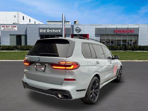 Brooklyn Gray Metallic 2023 BMW X7 xDrive40i