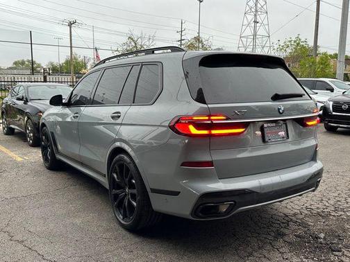 Brooklyn Gray Metallic 2023 BMW X7 xDrive40i