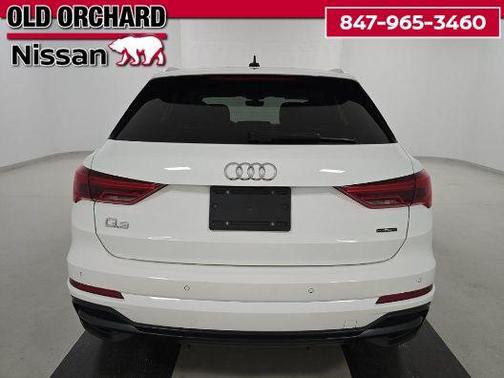 2022 Audi Q3 45 S line Premium