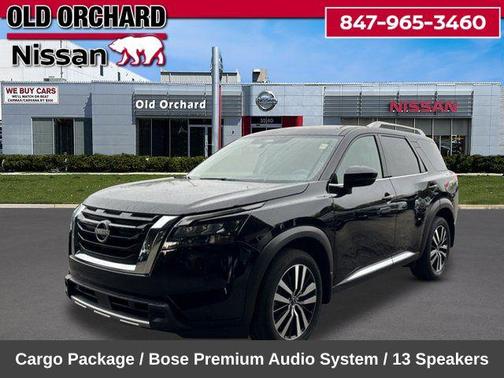 Super Black 2025 Nissan Pathfinder Platinum 4WD