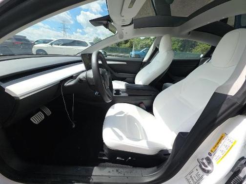 2023 Tesla Model 3 Performance